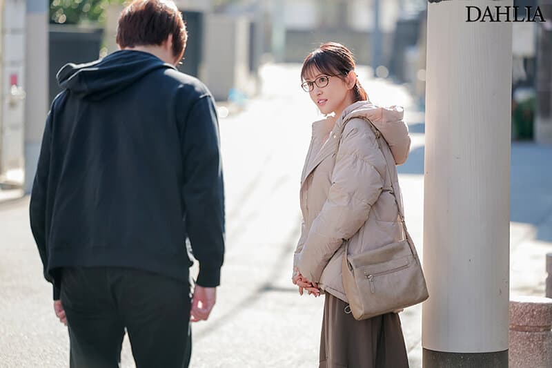 こんなおばさんでもナマでしてくれますか？ 角奈保 サンプル1