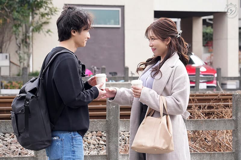 これから親父が義母さんを抱く前に僕が孕ませてあげるからー。 春日々音 サンプル1