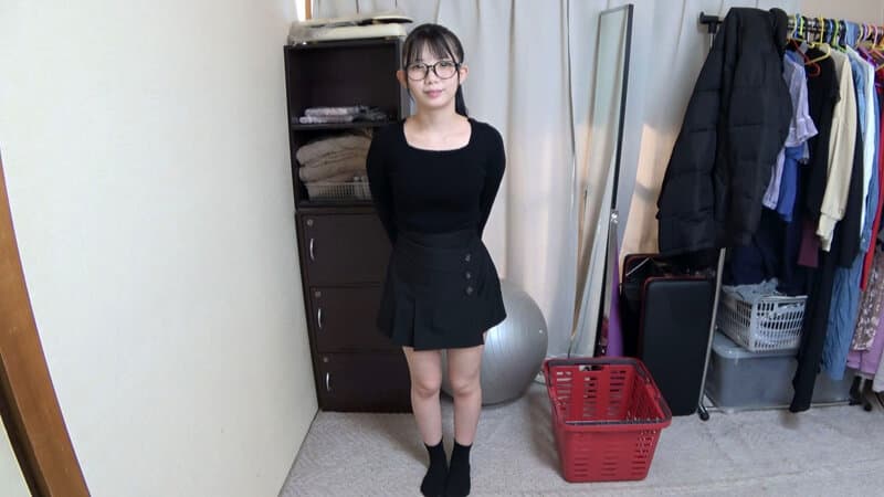 【AV女優前夜 南日菜乃】初流出！？デビュー前の極秘カメラテスト。演技も知らぬ無垢な姿で言いなりになったリアルな初本番。恥のクリ剥き自己紹介をさせられたド緊張の素人時代にみせる処女作超えの初物ファック。AVメーカー社長の私物映像を大公開 サンプル2