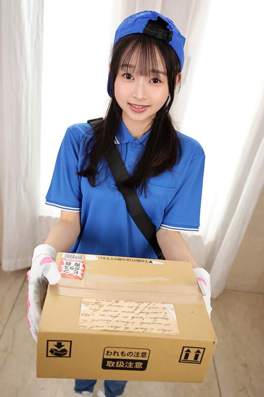 【VR】【8K】玄関開けて5秒で即ズボ！宅配マ〇コです。 望月つぼみ サンプル2