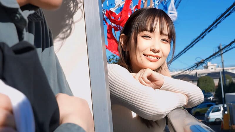 いつも綺麗で可愛い隣の若妻は昼間は天使、夜は淫乱！壁の向こうから聞こえる喘ぎ声に勃起しまくる僕、ある日思いを伝えたら旦那が出張中はいつも僕の部屋でSEXしまくった！笹倉杏 サンプル13