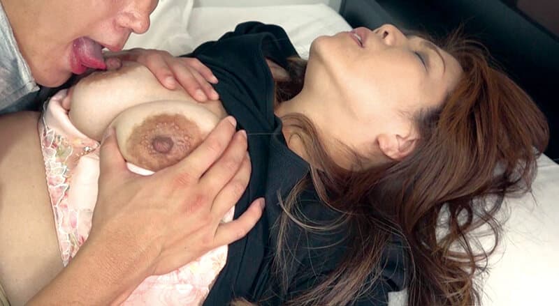肝っ玉母ちゃんはまだまだヤりたい盛り！ バスト100cmGカップのくそエロい爆乳妻は子宮が疼き続け男根欲しくてSEXおかわりしに戻って来た！の巻 御子柴美花 サンプル3