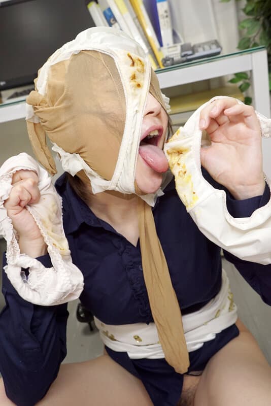 マン臭パンティ嗅ぎながらオナニー サンプル19