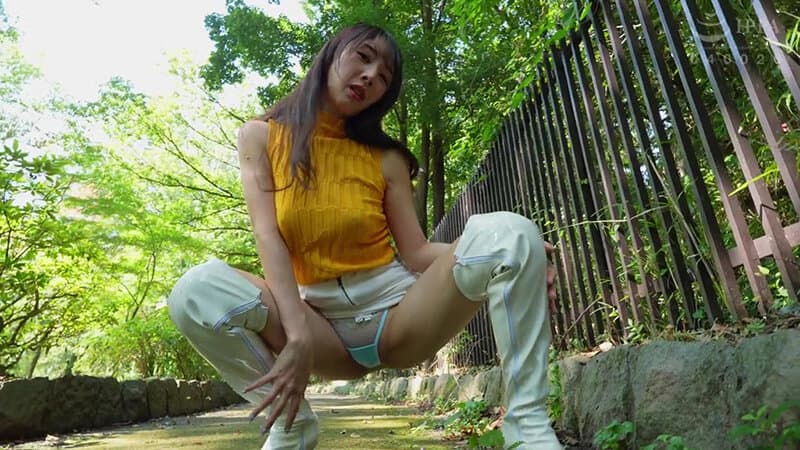 淫乱ブーツ集団交尾 美脚美女とベロキスザーメンSEX 小野坂ゆいか サンプル2