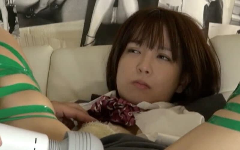 若い娘を孕ませてみよう！ド変態親父たちがダマして連れ込みあの手この手でいいなりにして性欲全開の肉棒ぶっこむ！ サンプル19