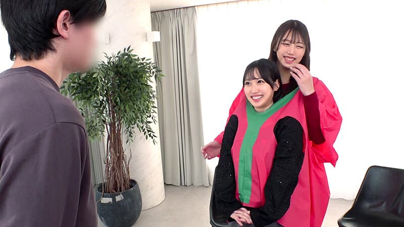 仲良し女子大生2人組がきゃぴきゃぴ超密着二人羽織で協力プレイ！令和の新感覚ゲームに挑戦！制限時間以内にフル勃起男子をイカせることができたら賞金GET！！失敗したらW即ハメ中出し！！ サンプル10