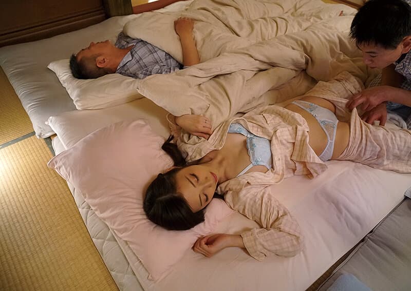 義理の息子という名の支配者。若き義母たちが、抗いようのない快楽の果てに屈服し、その淫靡な肉体を捧げ尽くす禁断の系譜 サンプル4