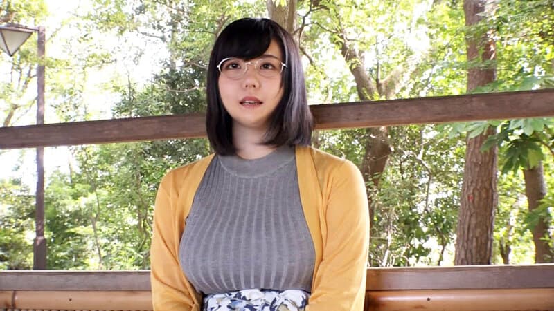 【マニア垂涎】スライムK-cup超乳若妻、流出。欲求不満ンの色白な癒し系素人さんの濃厚5本番。 サンプル1