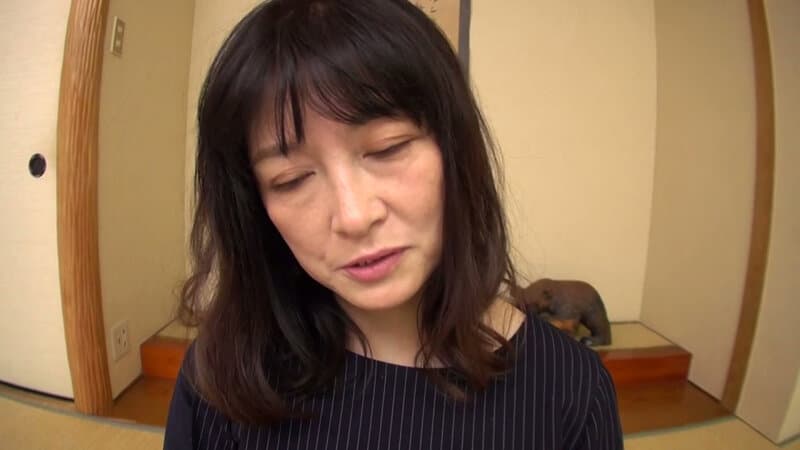 五十路の初脱ぎAV面接 初めて人前で股間をさらし恥ずかしいほど濡れました・・ 五十路の熟年婦人4人が初脱ぎいきなり生本番中出しハメ撮りノンフィクションドキュメント！ サンプル6