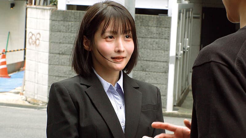 男子生徒が放課後シコりまくる憧れの大人の女性！学校一の美人女教師に性教育の授業と称し生パンスト素股に挑戦してもらいました！？一日中教壇に立ちムッレムレの生パンストにデカチンが擦れて赤面発情！パンストはエッチな汁まみれ！生で擦り合わせて連続中出しSEX！ サンプル1