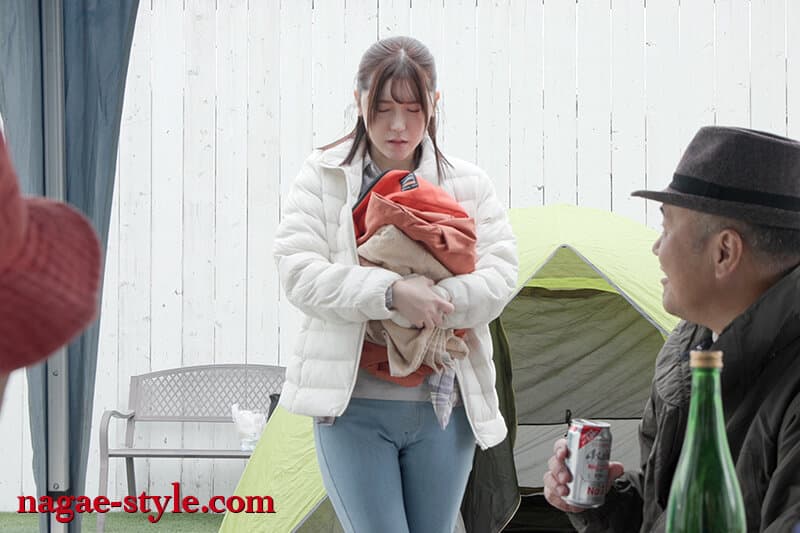 2泊3日のキャンプ 町内会まわしテント5 オヤジたちに何度も中出しされた私の妻 皆瀬あかり サンプル1