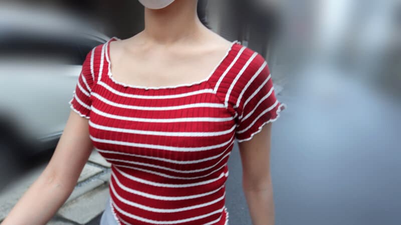 天然巨乳を揉む たぷんたぷんに主張する豊満おっぱいを着衣や下着や生でじっくり揉みたくる サンプル6