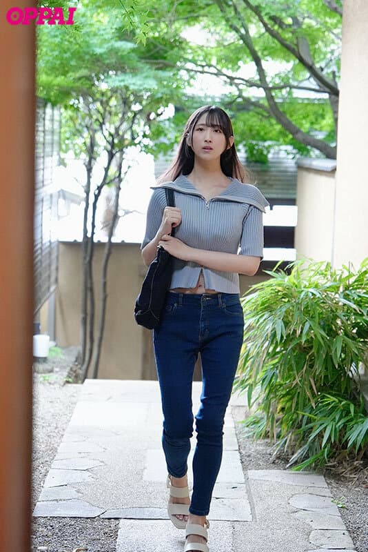 全裸巨乳家政婦 役野満里奈 サンプル1