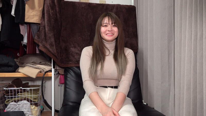 インドアオタク女子 おっぱいがデカくてムチムチ おっとり可愛いのに丁寧な前戯からの巨根突きでエッロいメス顔晒してガチイキ連発 サンプル2