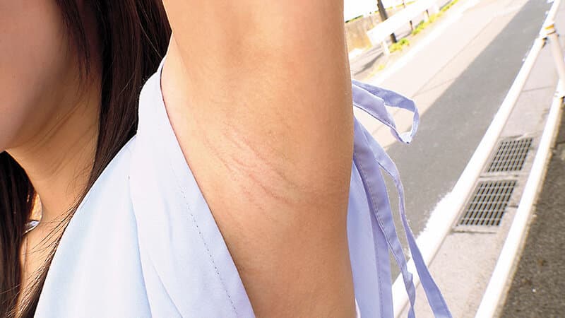 ストリート素人脇見せインタビュー//ツルツル、ムダ毛が甘めの処理、汗だく…様々な脇を街頭で見せてくれた素人美女の脇を超接写＆いじくり倒す4時間59分//大容量ぜーんぶ脇SP サンプル10