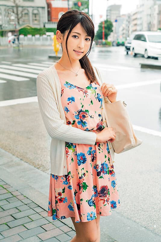 「一生のお願いです…挿れさせて下さい！！」「えっ…おばさんだよ…私が初めてでもいいの…？」マジ女神！！産後処女で欲求不満なママさんたち15名が悩める童貞くんの願いを優しく受け挿れたらww相性バツグンすぎちゃって生中出し筆おろしSEXさせてくれた5時間SP サンプル16