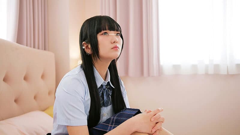 タイムが伸び悩む女子水泳部員の体をほぐす為に整体マッサージを施すと、思春期の敏感体質によって股間から大量の愛液が溢れ出したので、仕上げに膣内をほぐしてやったら連続絶頂アクメで果てまくった！！ サンプル9