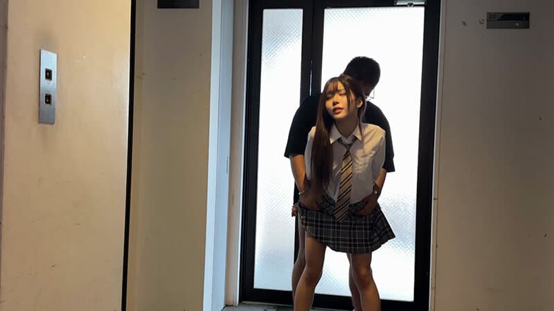 厳選美少女 素人ムクムクBEST 最高にエロい女子とSEXしまくり制服・中出し・極上フェラチオ ヌケる連続射精 超尺320分（SMCD-035） サンプル10