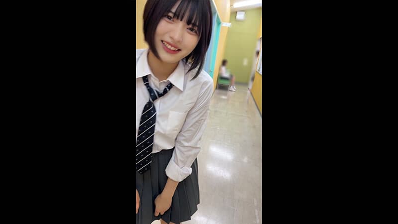 校内でこれはヤバすぎ。某サイトで鬼バズりしたエロすぎる思春期カップルの学内淫交 流出映像。 サンプル7