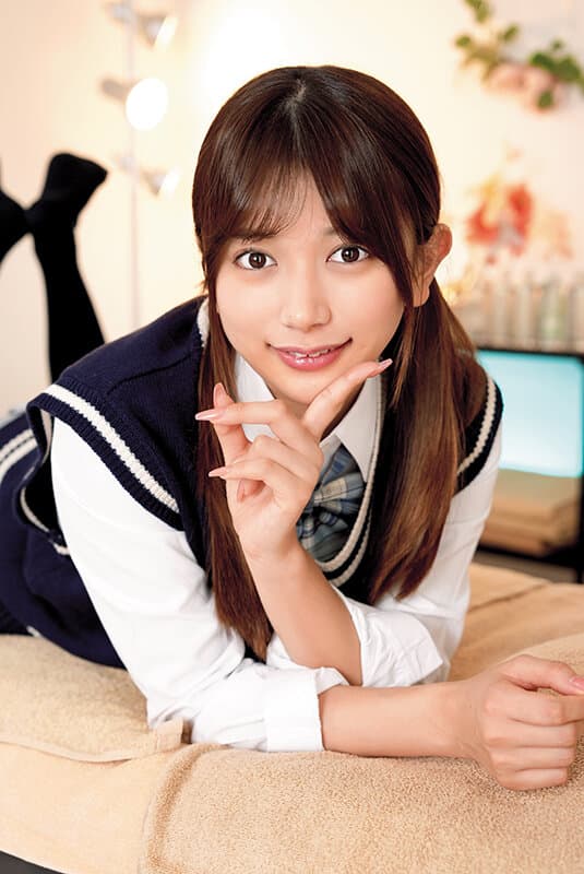 絶対バレてはイケないメンエスのバイト中にお兄ちゃんが来店！「うわっヤバ気まず…」施術を進めていたらめちゃフル勃起（笑）！「秘密にしてくれるならぬくぅ」の問いかけに我慢限界！あざとかわいい妹と中出しSEXしてしまった。 サンプル1