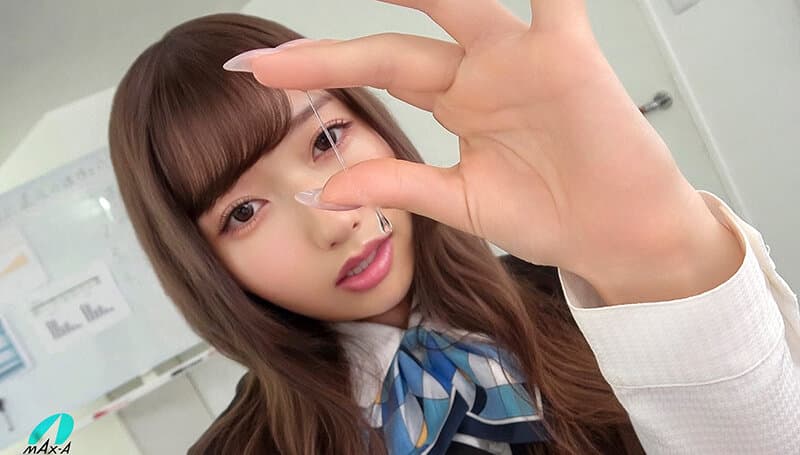 あざといだけじゃダメですか？仕事中に突然脚を絡めてくるあざかわOLとオフィスSEX 逢沢みゆ サンプル2
